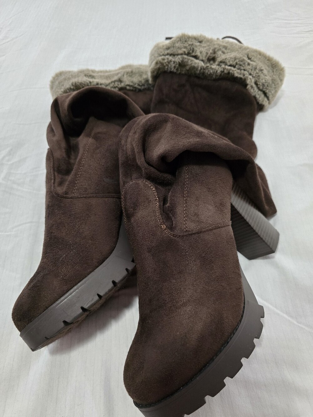 Women's Faux Suede Brown Fur-Trim Heeled Winter Boots